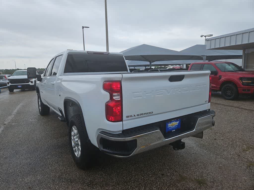 Used 2023 Chevrolet Silverado 2500 LT AWD/4WD image 6