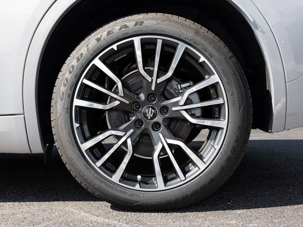 New 2025 Maserati Grecale GT image 52