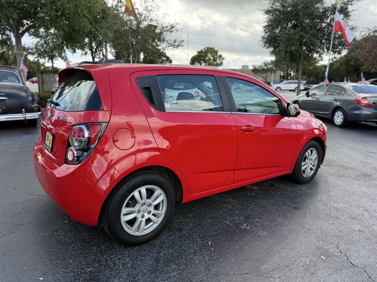 Used 2015 Chevrolet Sonic LT FWD image 7