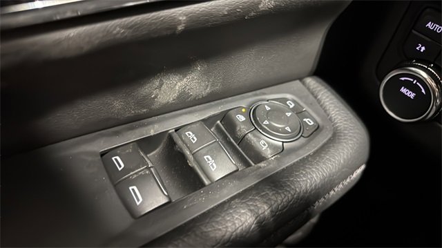 Used 2025 GMC Yukon XL Denali image 22