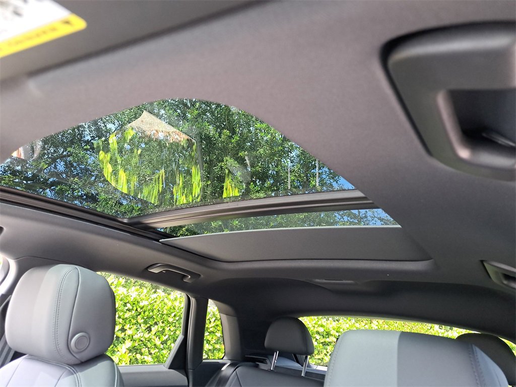 New 2025 Audi Q3 2.0T Premium image 16