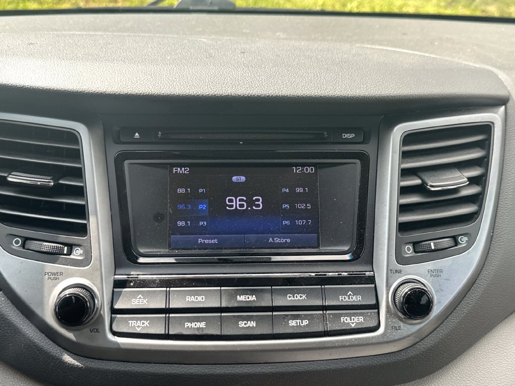 Used 2018 Hyundai Tucson SE FWD image 10
