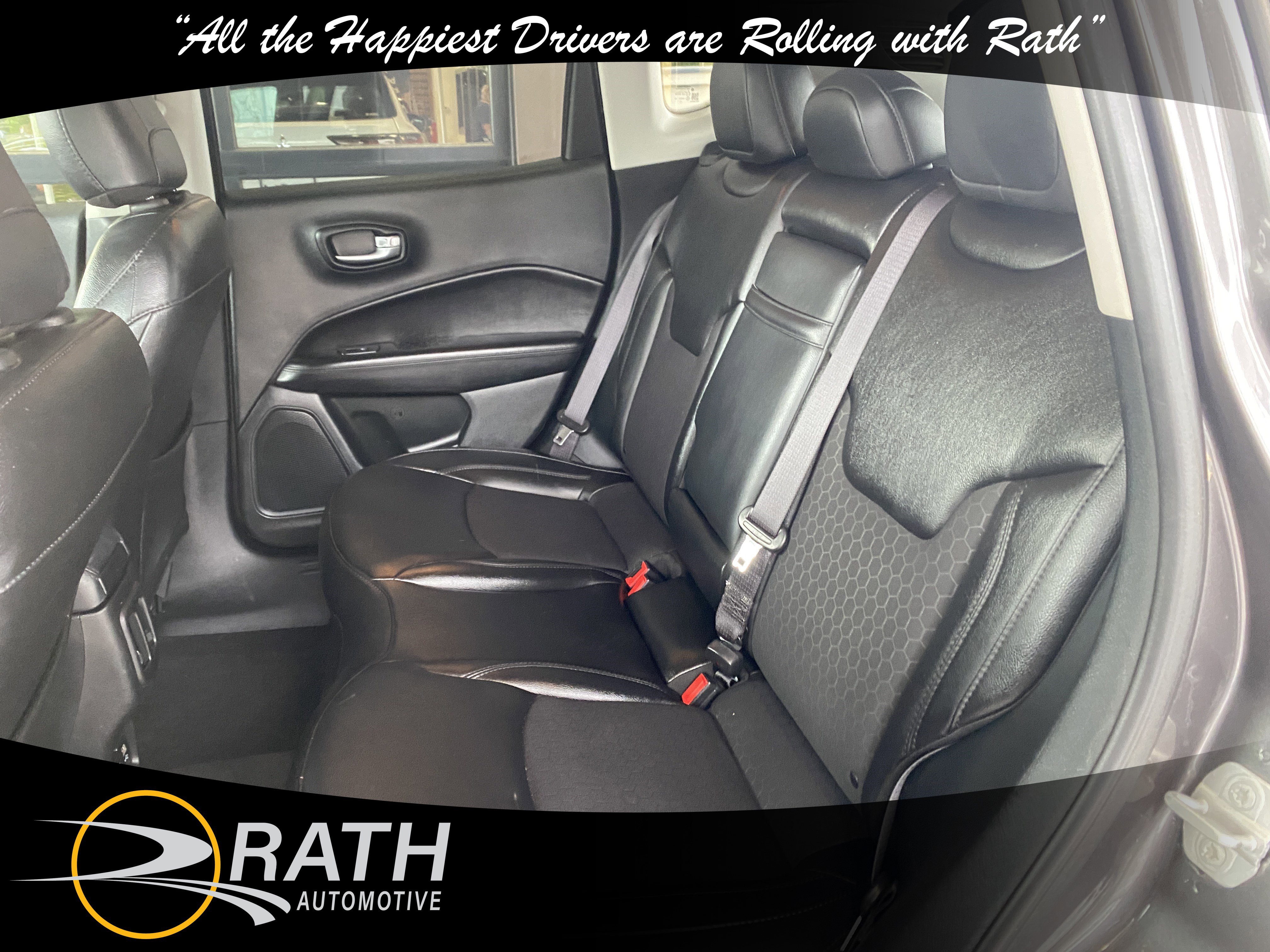 Used 2019 Jeep Compass Latitude FWD image 18