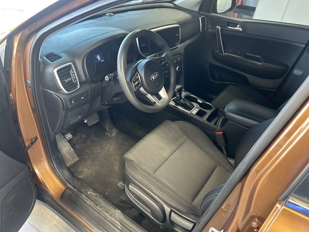 Used 2021 Kia Sportage LX image 6