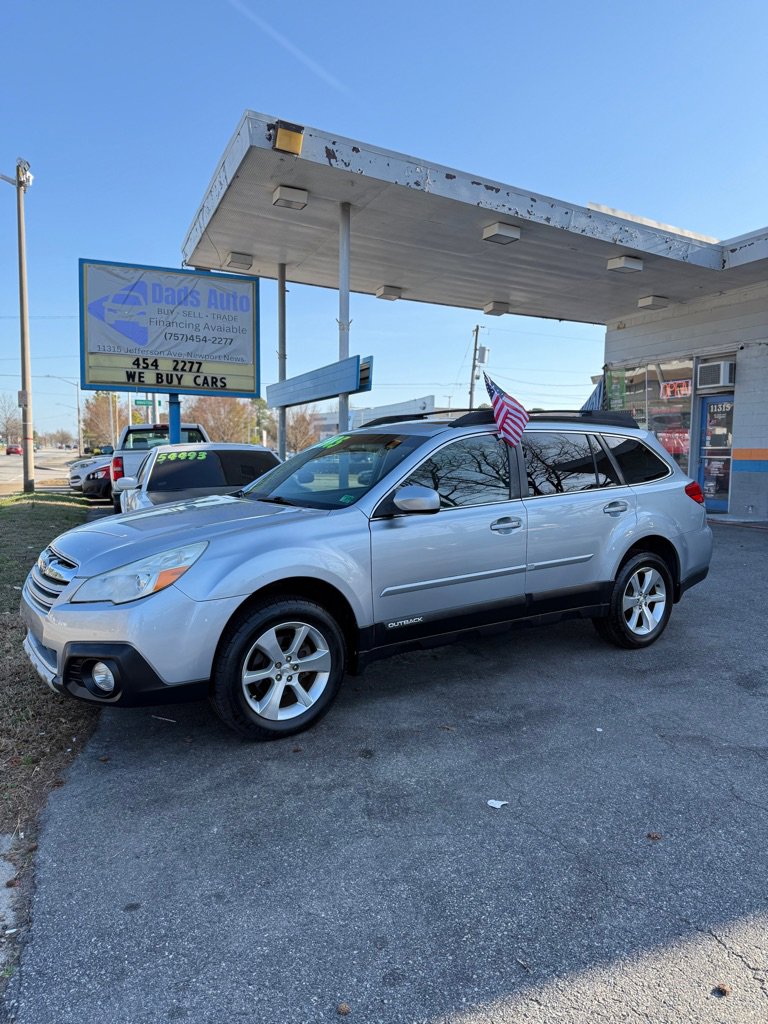 Used 2013 Subaru Outback 2.5i Limited w/ Moonroof Pkg image 1