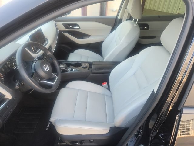 Used 2023 Nissan Rogue SV w/ SV Premium B Package AWD/4WD image 19