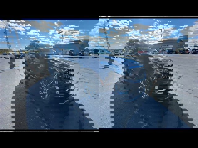 Used 2021 Cadillac XT5 Premium Luxury w/ LPO, Floor Liner Package image 2