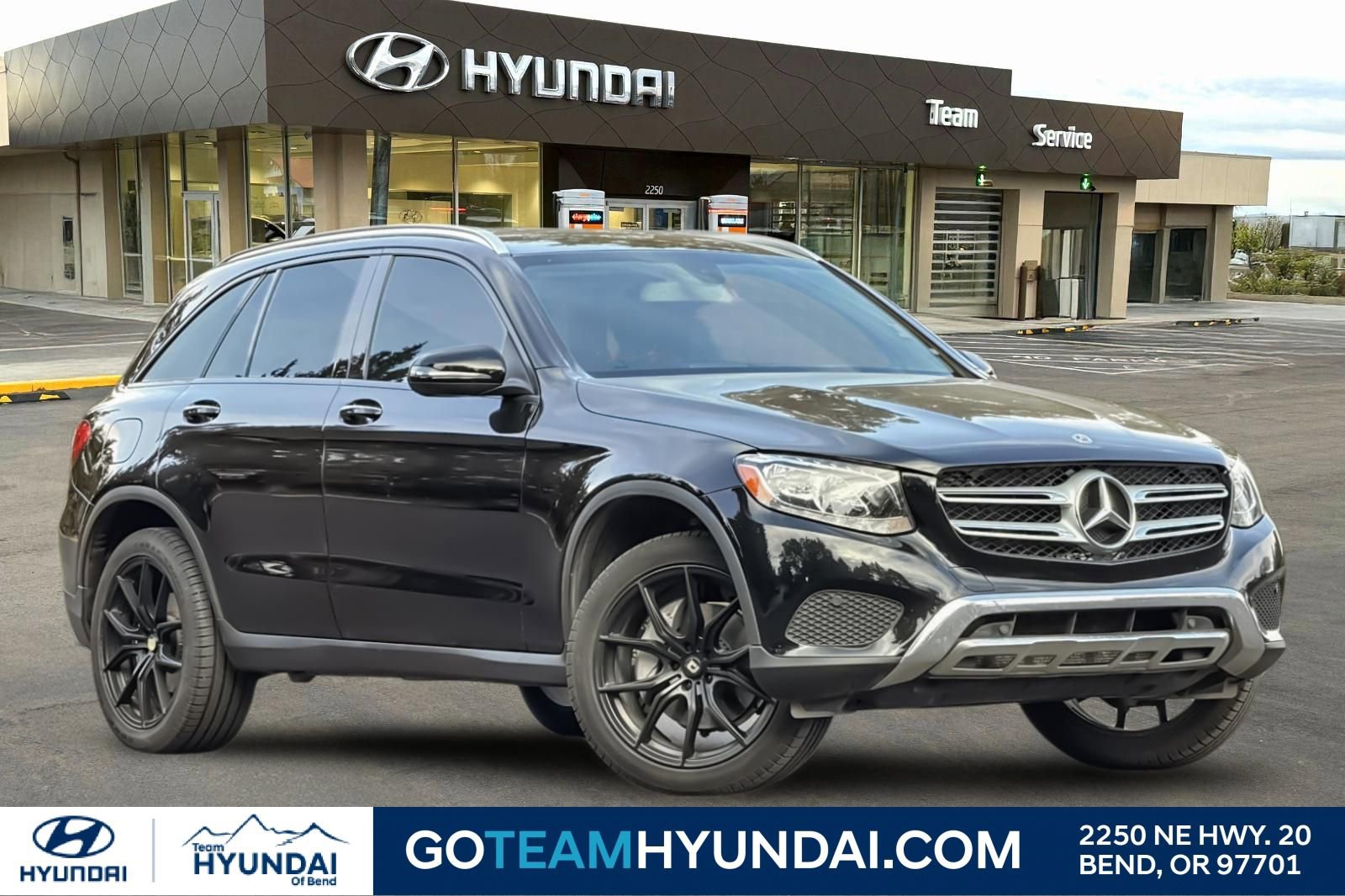 Used 2019 Mercedes-Benz GLC 300 4MATIC video 1
