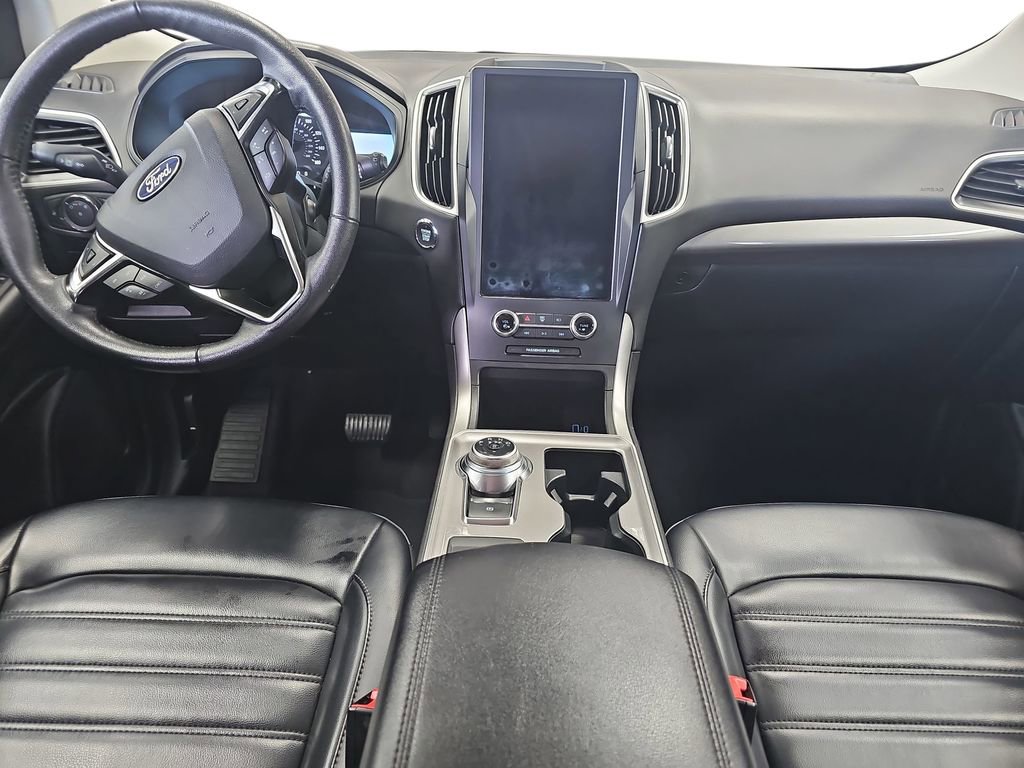 Used 2024 Ford Edge SEL AWD/4WD image 9