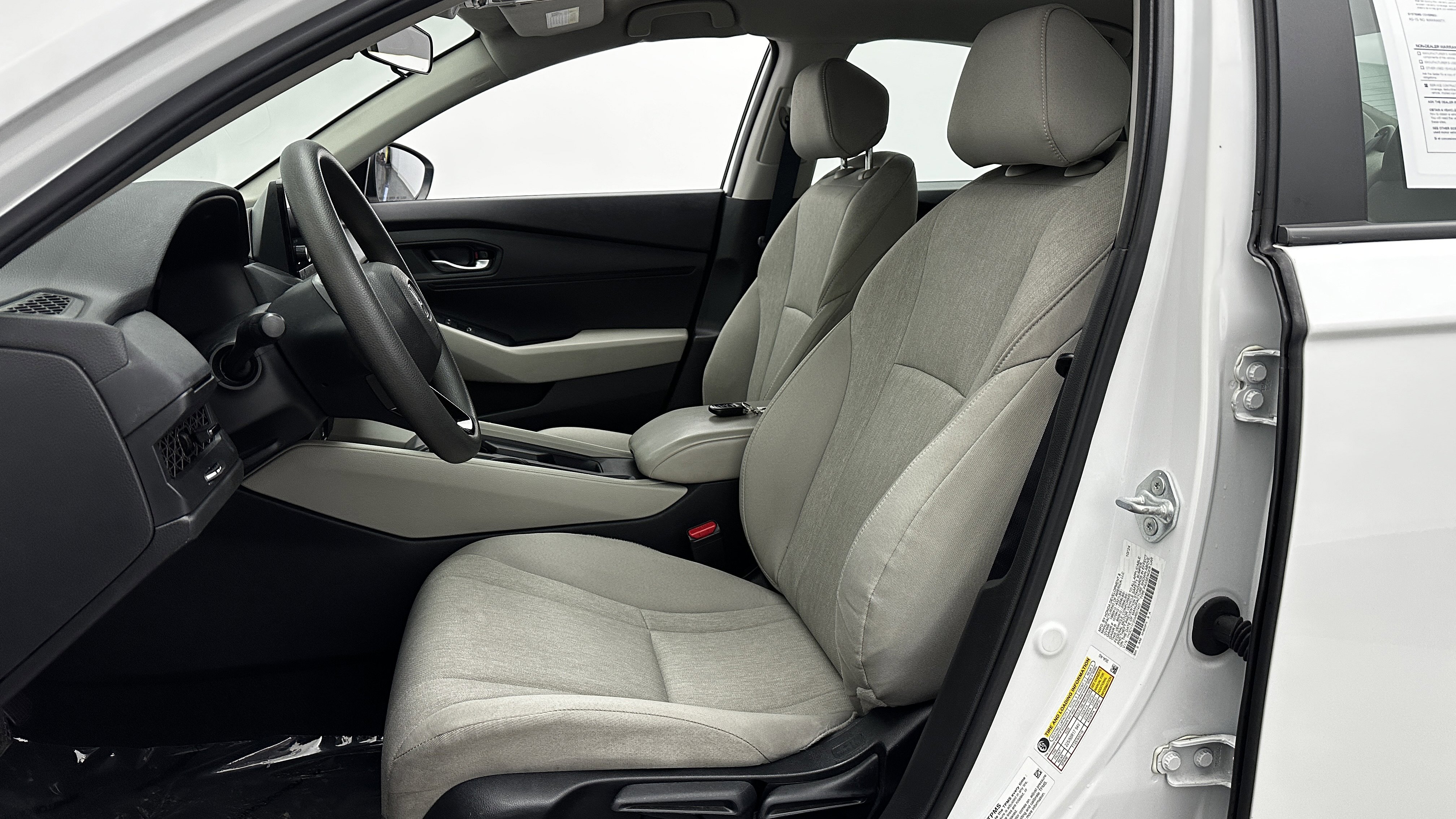 Used 2025 Honda Accord LX image 12