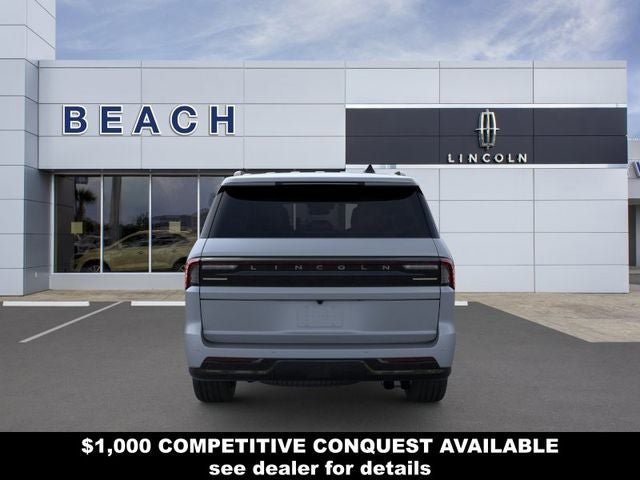 New 2025 Lincoln Navigator Reserve w/ Jet Appearance Package AWD/4WD image 6