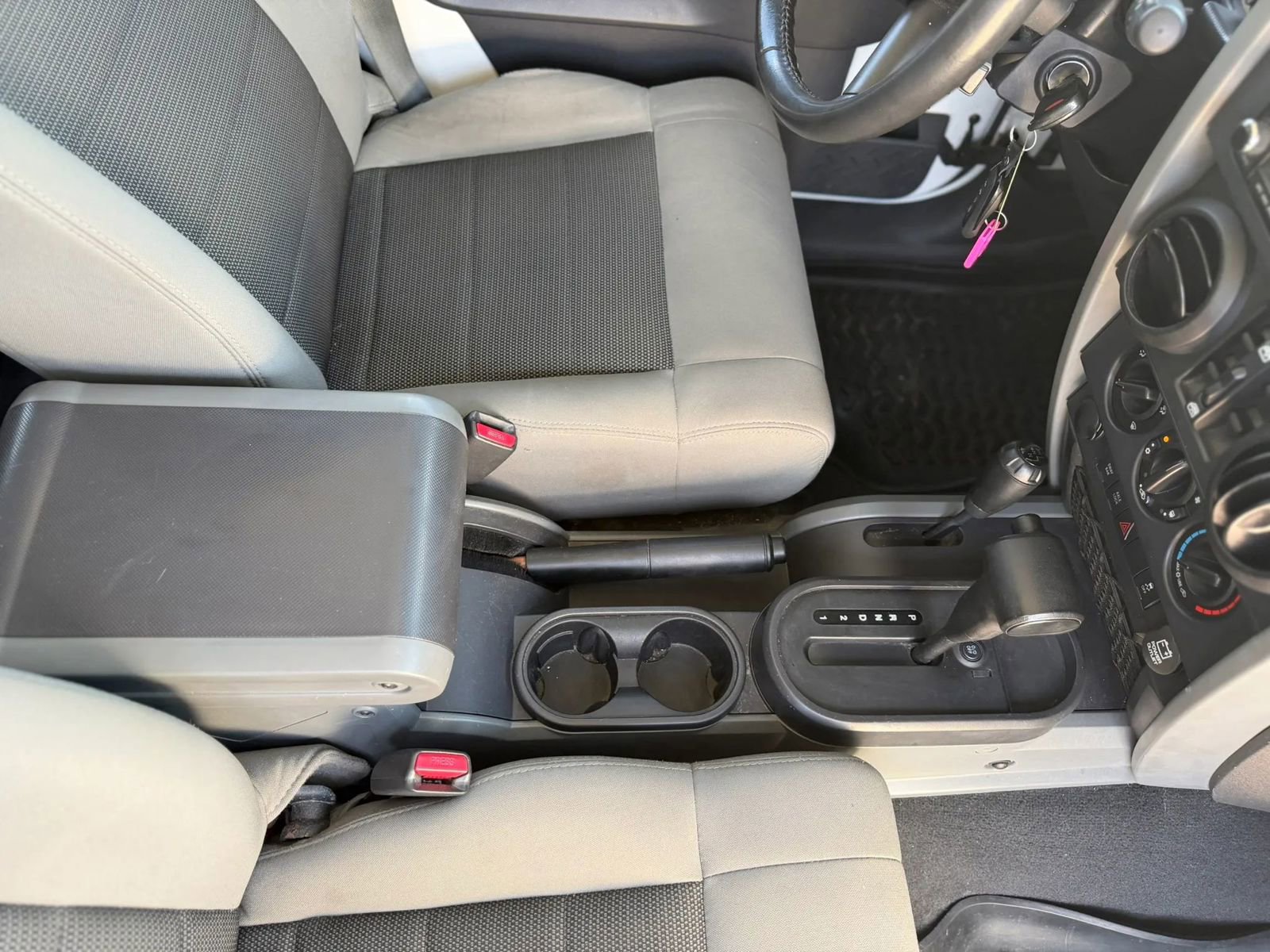 Used 2010 Jeep Wrangler Unlimited Rubicon w/ Trailer Tow Group image 14