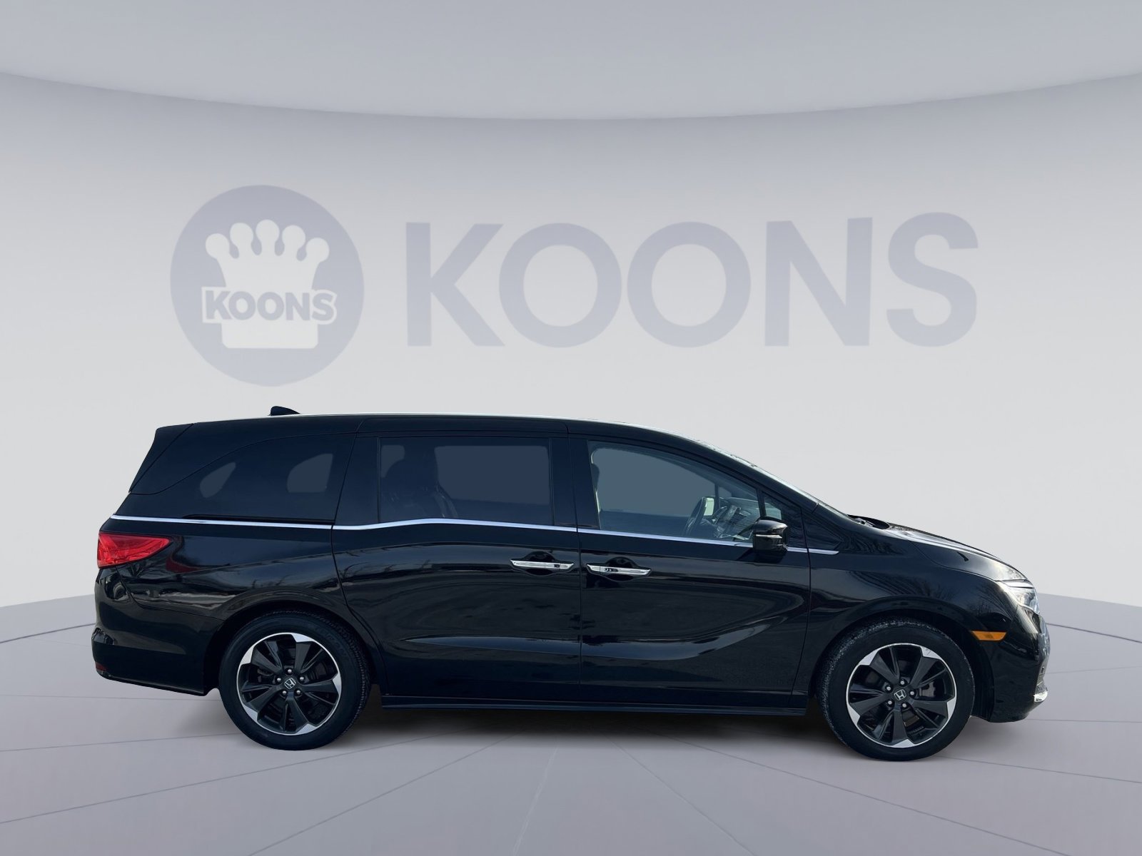 Used 2023 Honda Odyssey Elite image 8