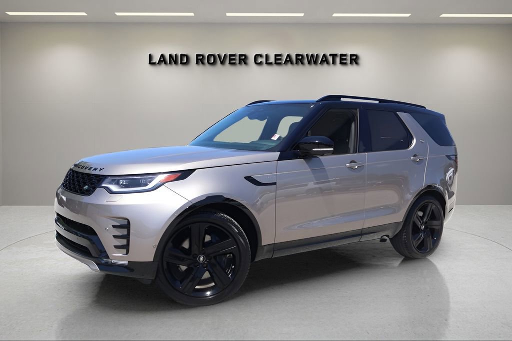 Used 2025 Land Rover Discovery Dynamic SE AWD/4WD image 1