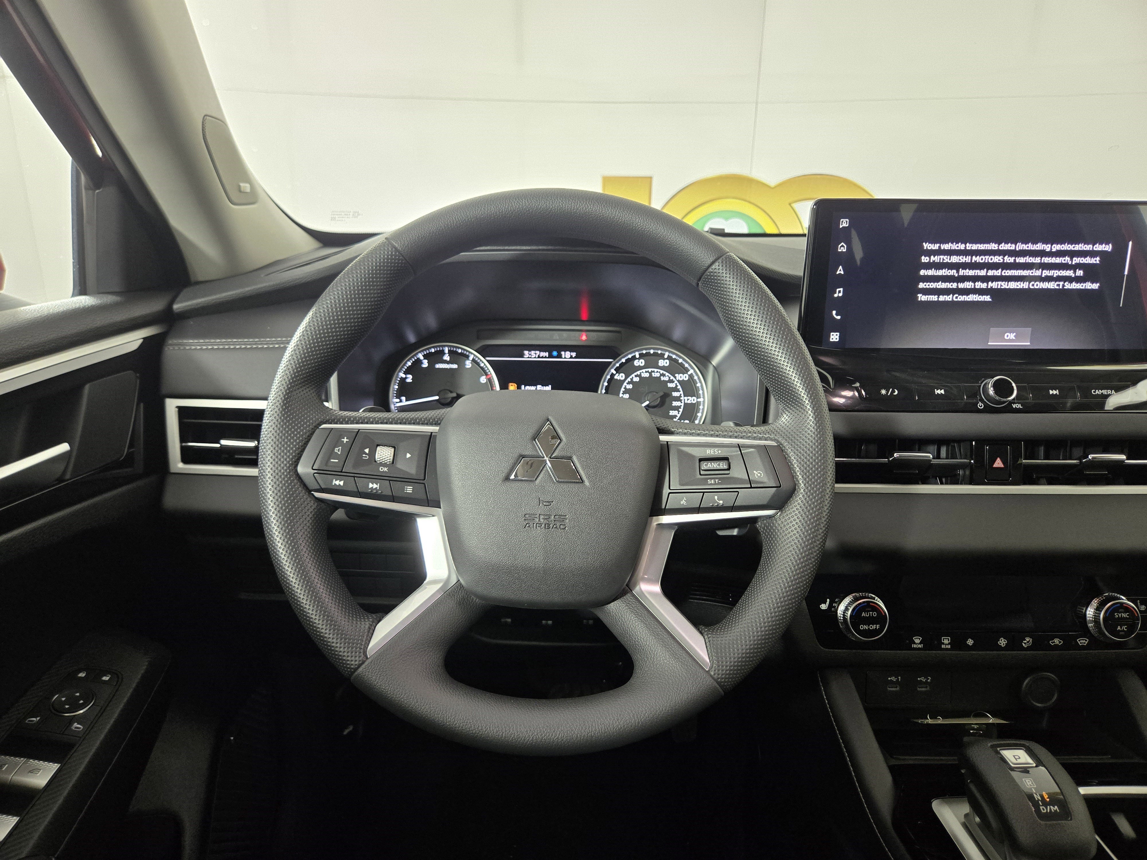 New 2026 Mitsubishi Outlander ES image 14