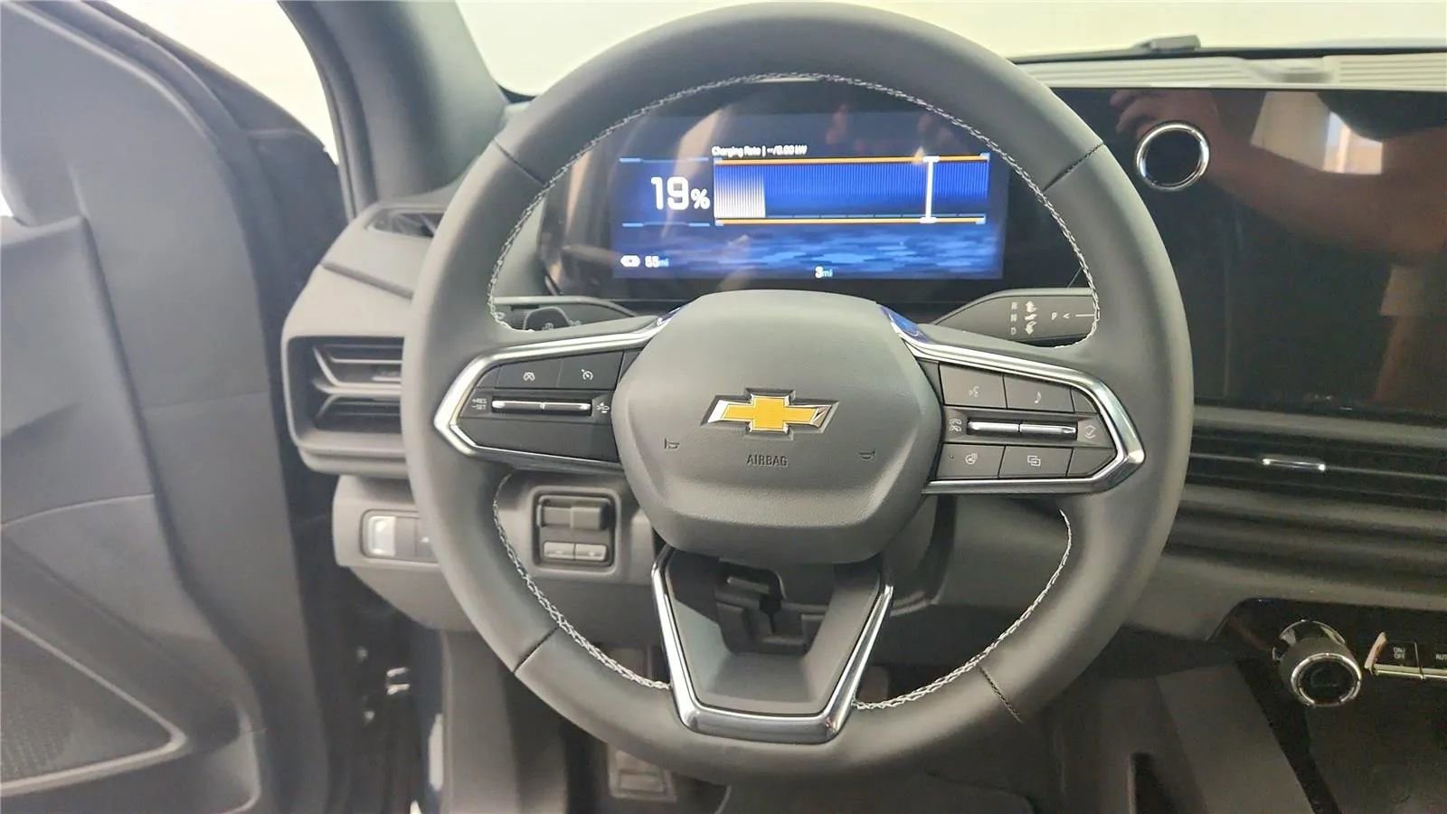 New 2026 Chevrolet Silverado EV LT image 32