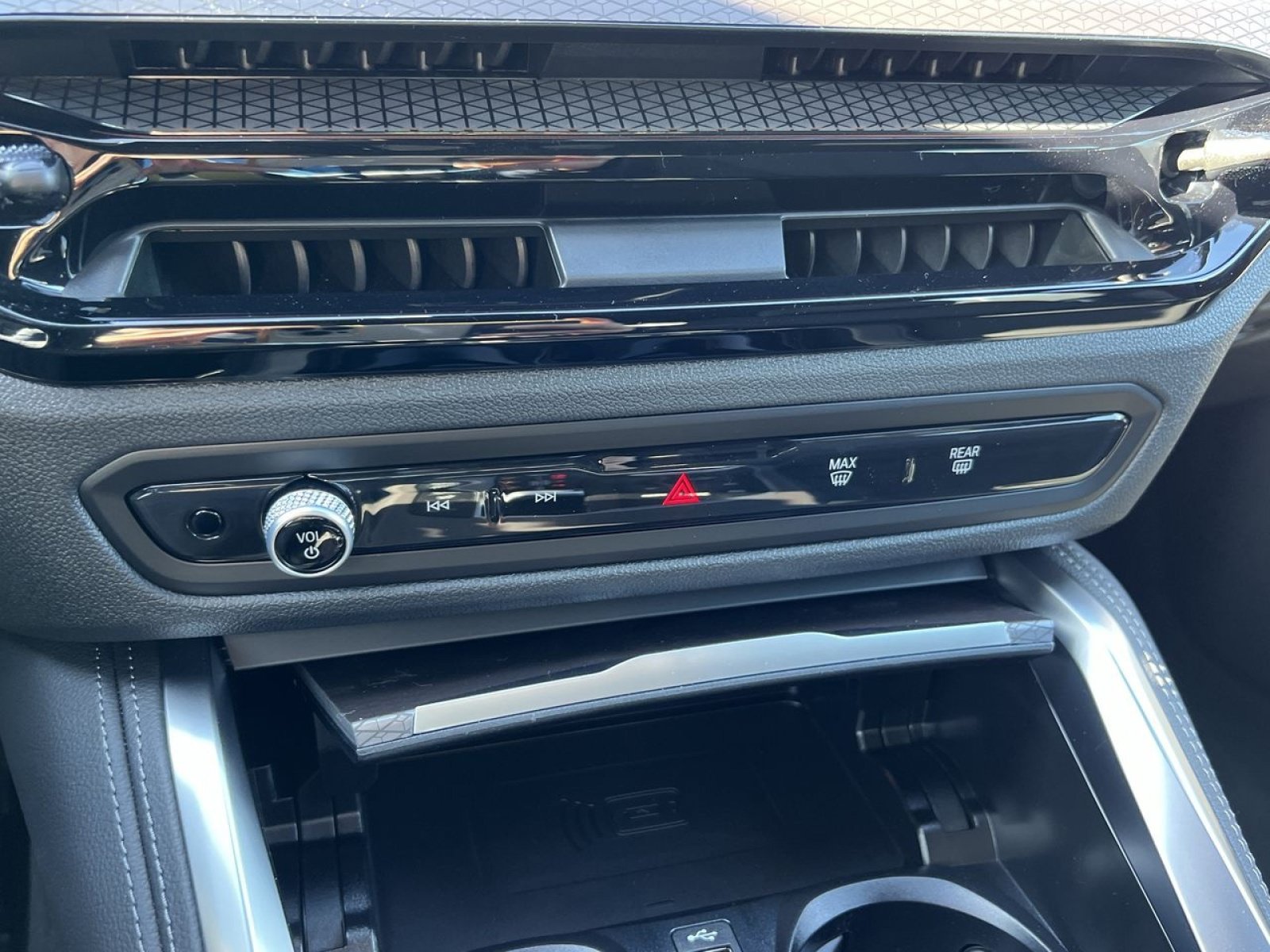 New 2026 BMW 430i xDrive w/ M Sport Package AWD/4WD image 15