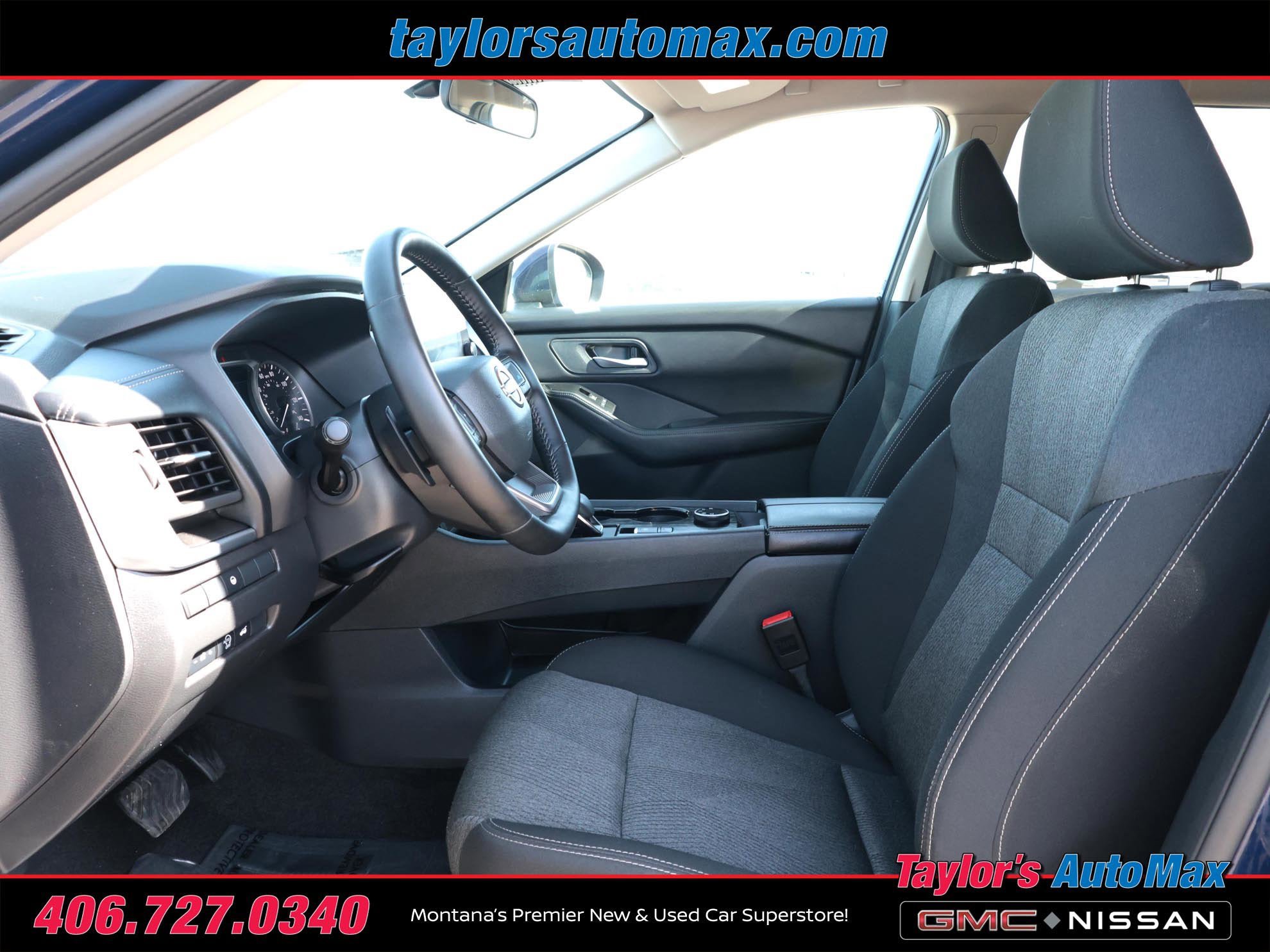 Used 2025 Nissan Rogue SV AWD/4WD image 5