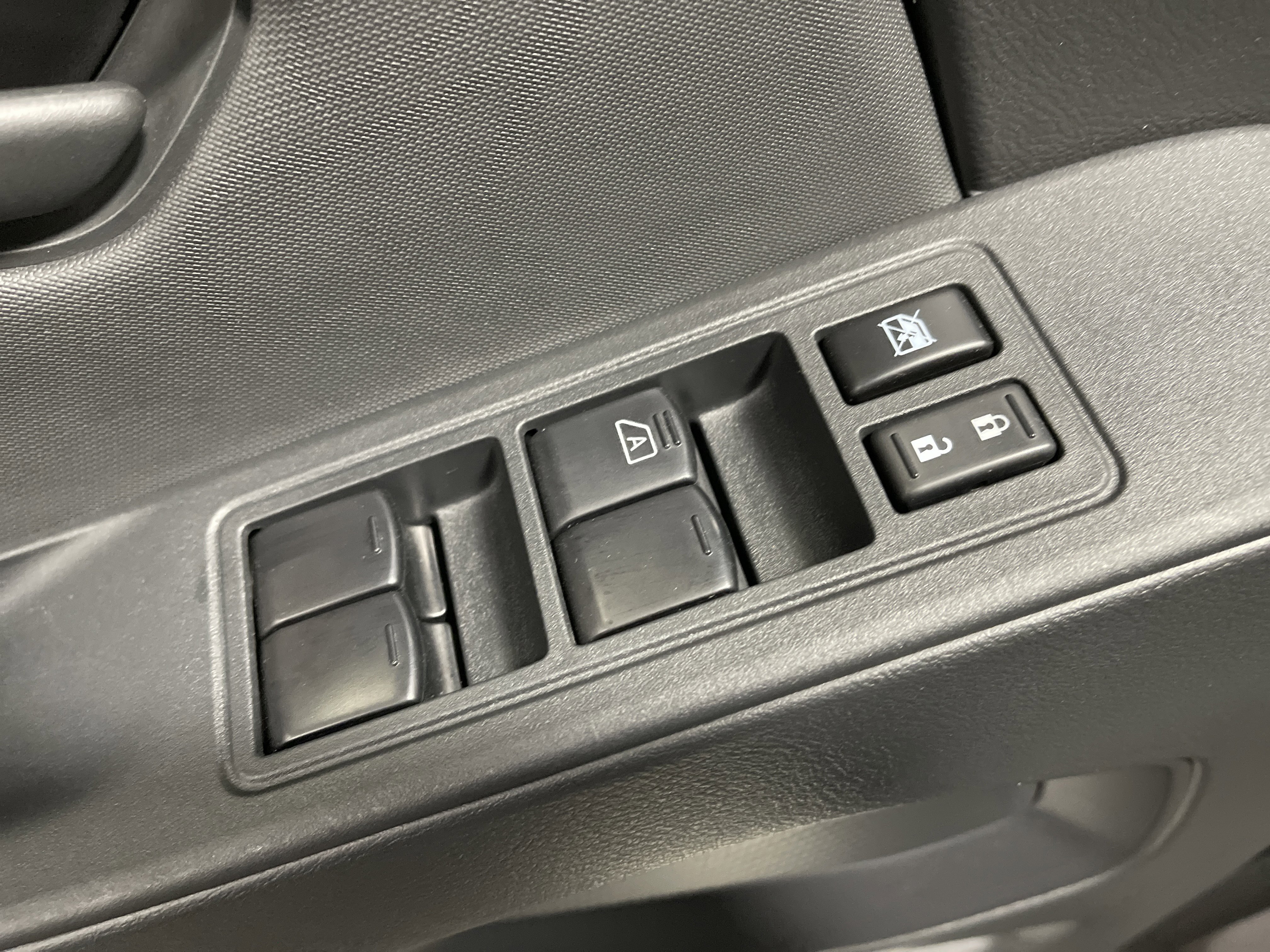 Used 2022 Nissan Frontier S w/ Technology Package image 10