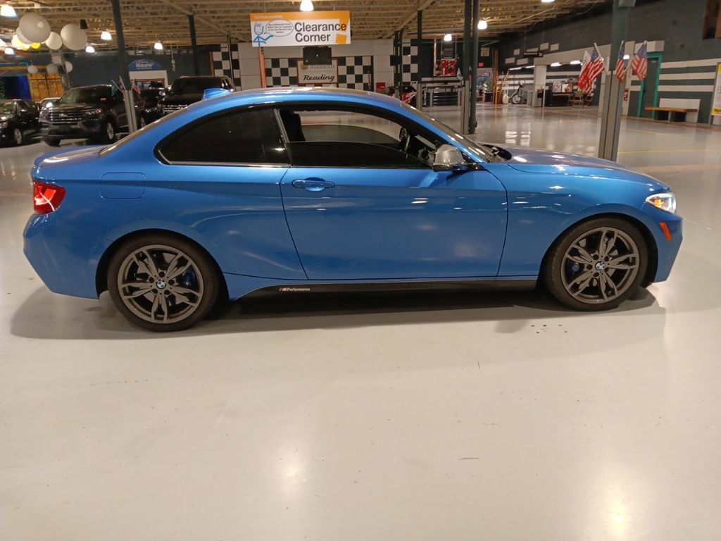 Used 2016 BMW M235i Coupe RWD image 5
