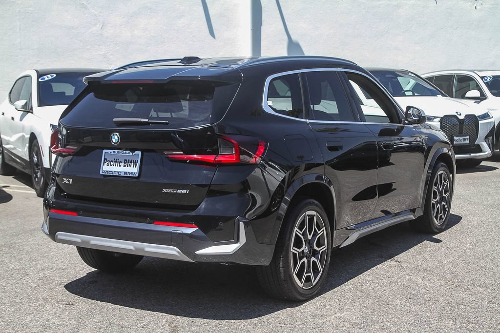 Used 2023 BMW X1 xDrive28i w/ Premium Package AWD/4WD image 6