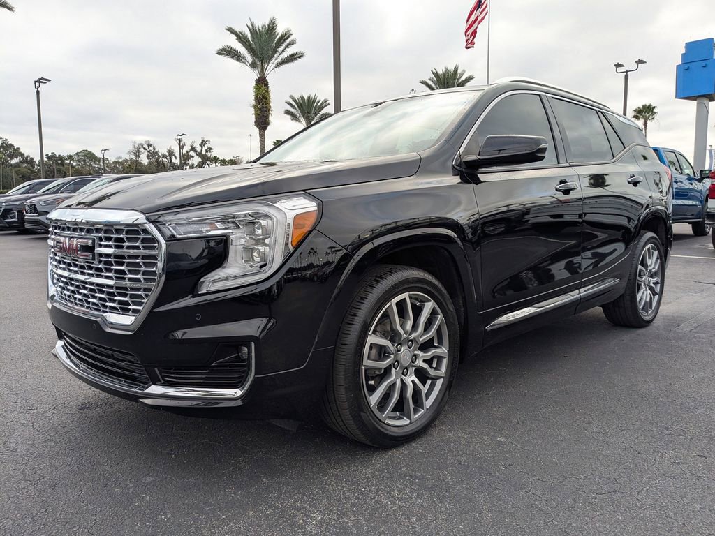 Certified 2024 GMC Terrain Denali image 9