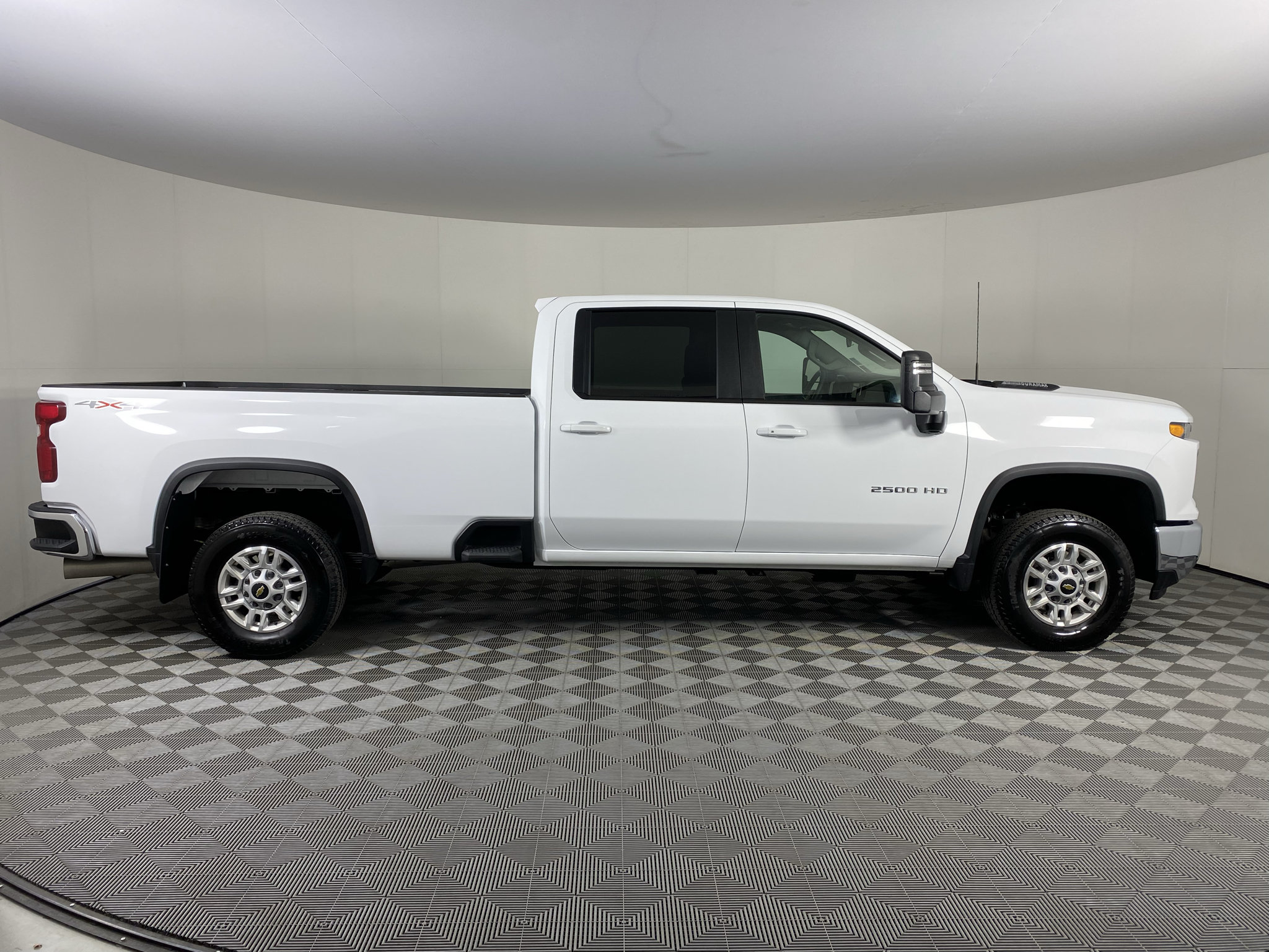 Used 2026 Chevrolet Silverado 2500 LT AWD/4WD image 15