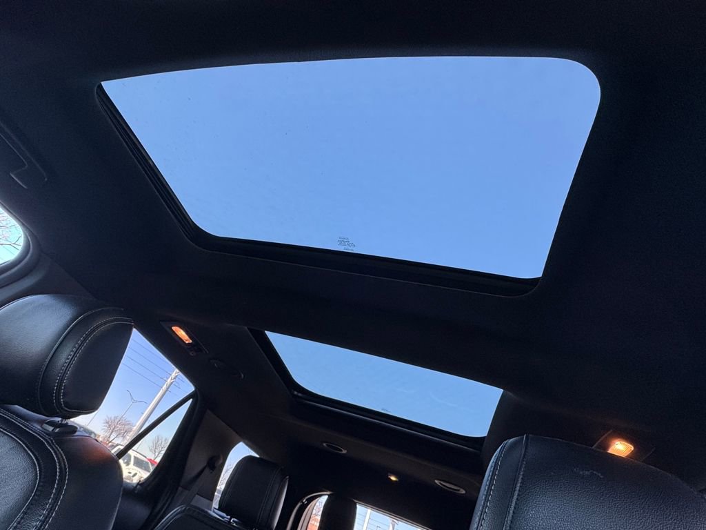 Used 2017 Ford Explorer Limited image 24