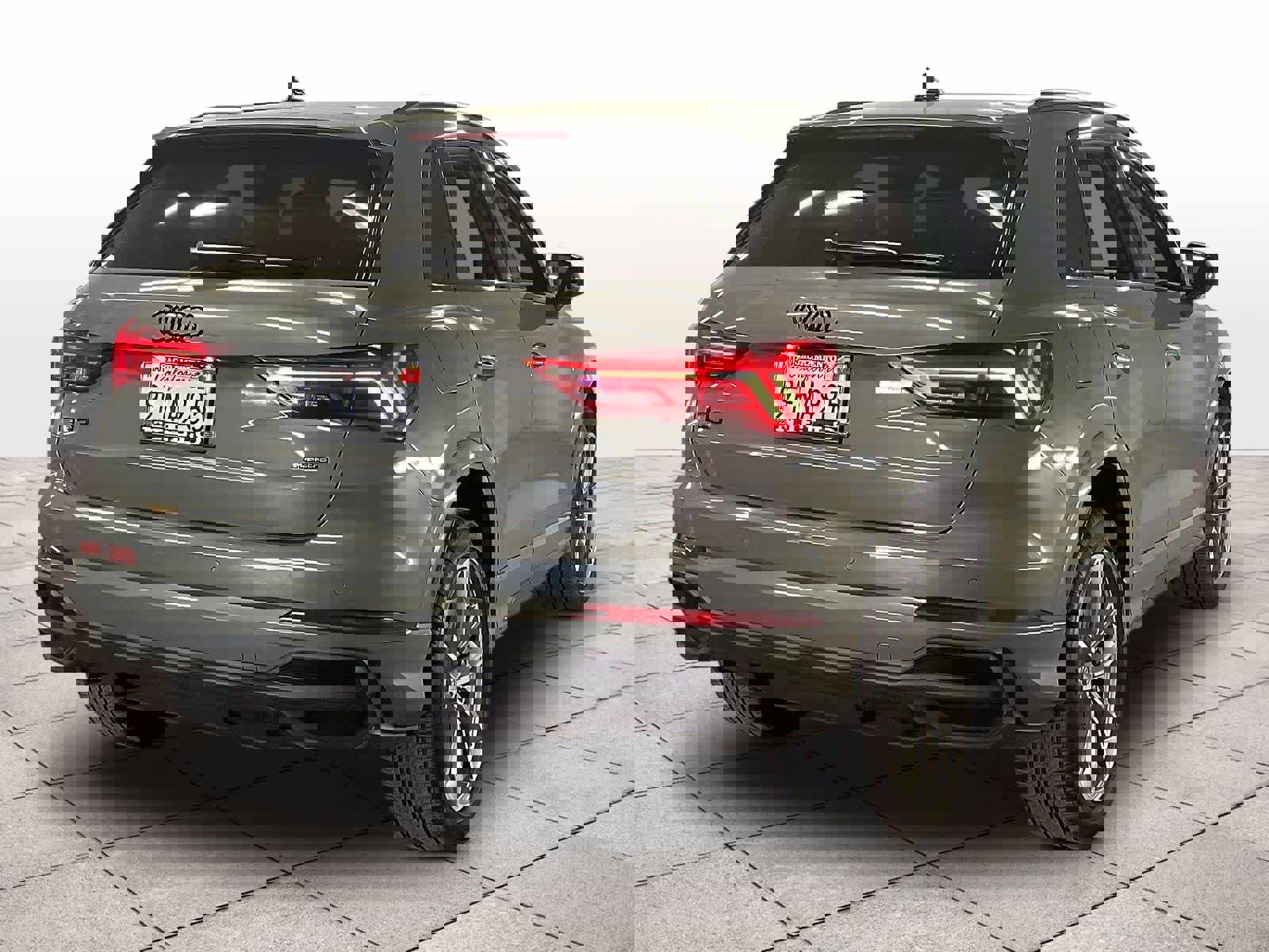 Certified 2023 Audi Q3 2.0T Premium w/ Black Optic Sport Package image 14