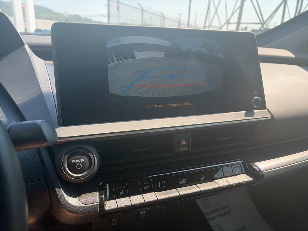 Used 2025 Toyota Prius AWD image 22