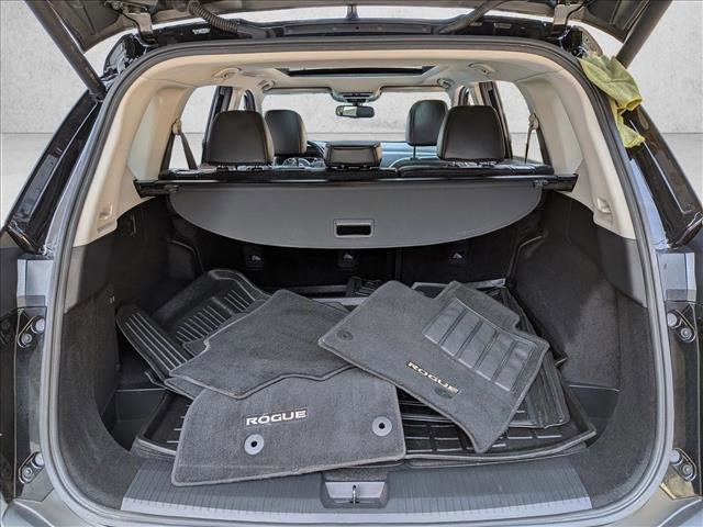 Used 2023 Nissan Rogue SL image 7