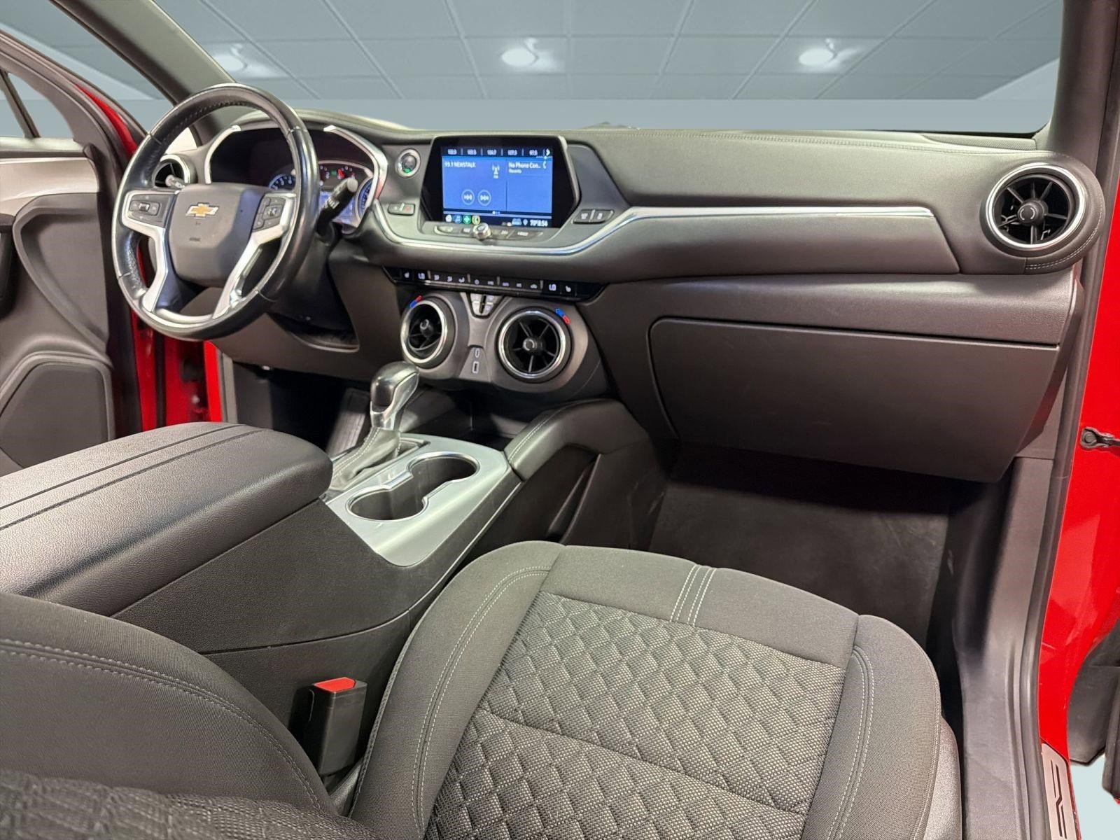 Used 2020 Chevrolet Blazer LT image 29