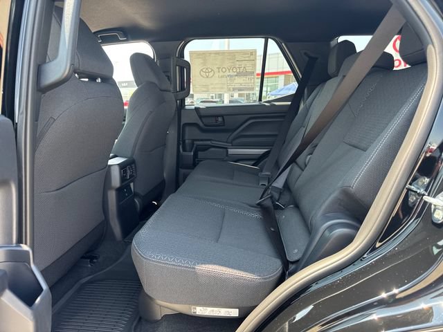 New 2026 Toyota 4Runner SR5 AWD/4WD image 11