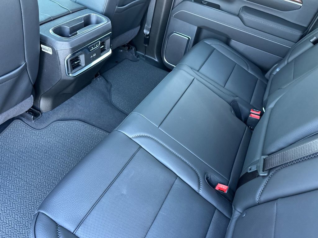New 2026 GMC Sierra 2500 Denali w/ Denali Reserve Package image 11