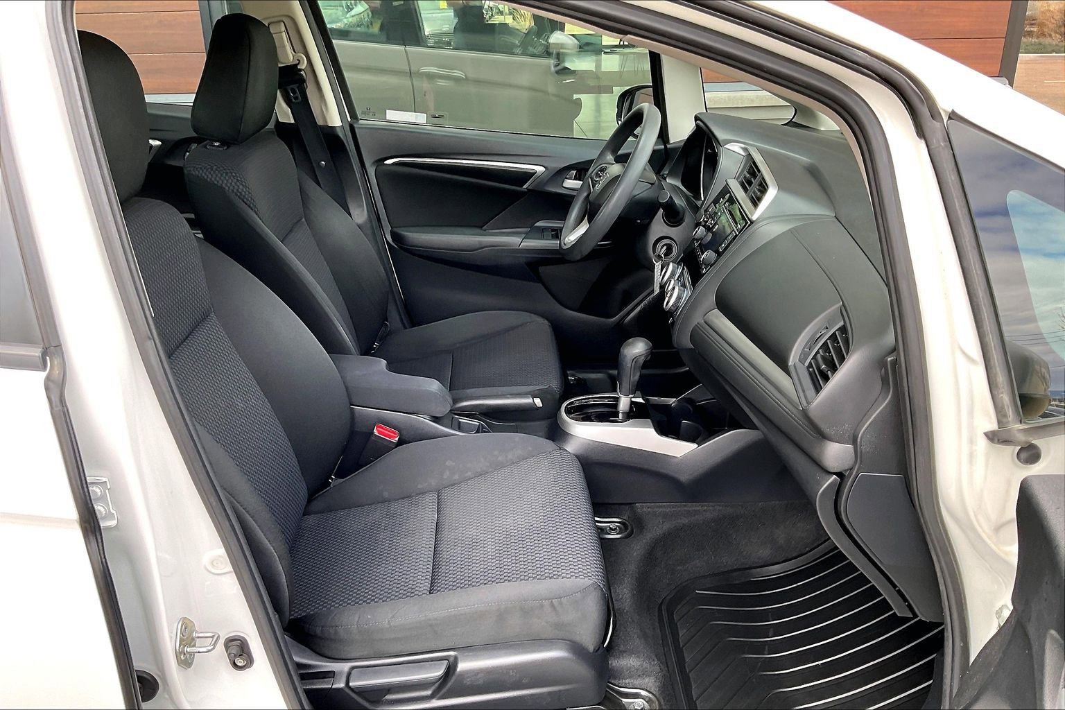 Used 2019 Honda Fit LX image 21