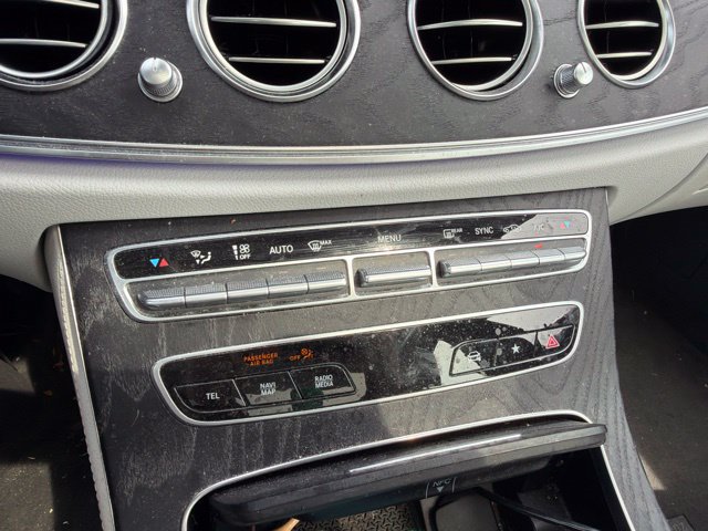 Used 2021 Mercedes-Benz E 350 4MATIC Sedan image 22