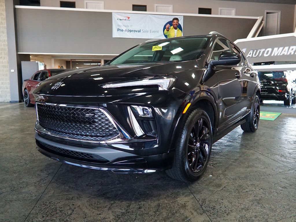 Used 2024 Buick Encore GX Sport Touring image 7