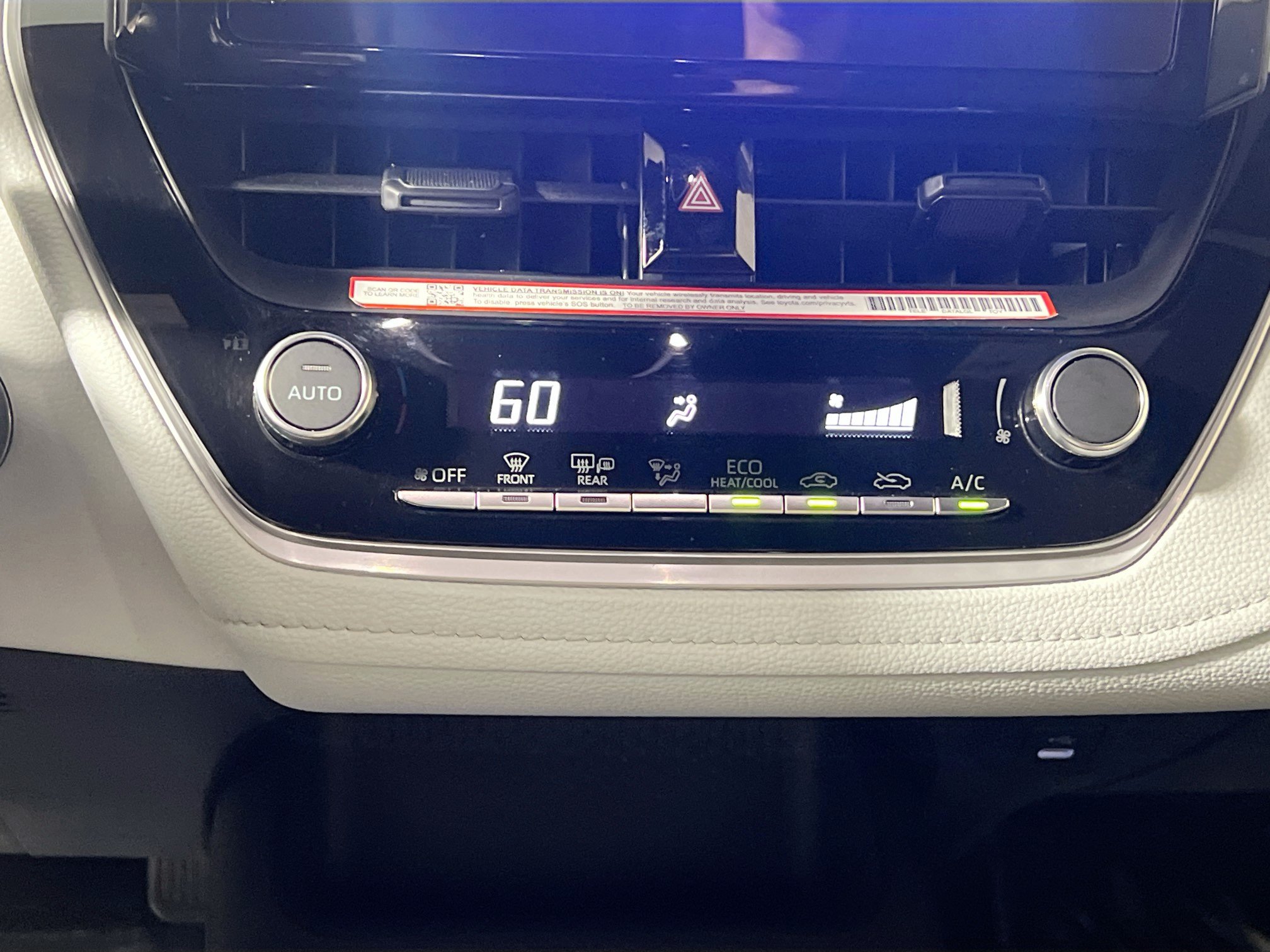 Used 2025 Toyota Corolla SE FWD image 26