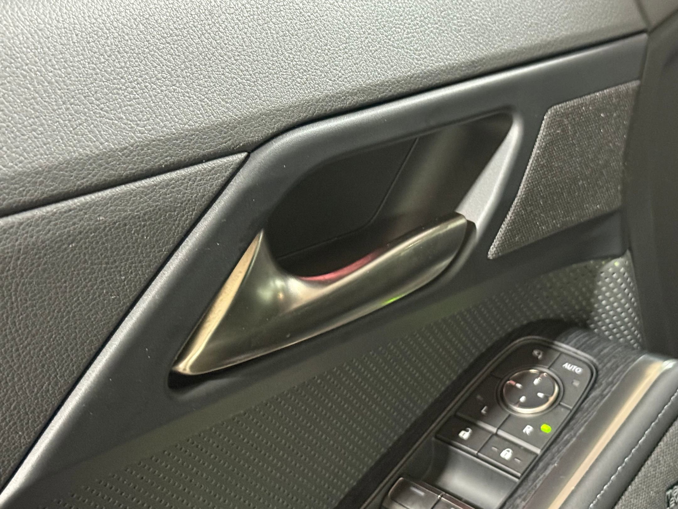 Used 2024 Lexus GX 550 image 22