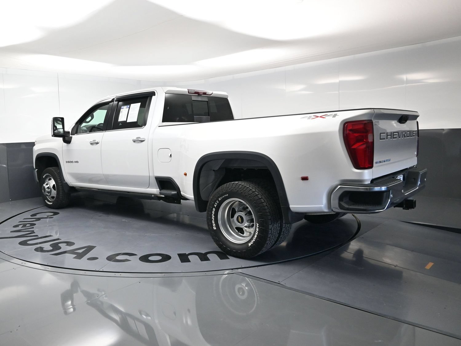 Used 2021 Chevrolet Silverado 3500 LTZ w/ LTZ Convenience Package AWD/4WD image 7