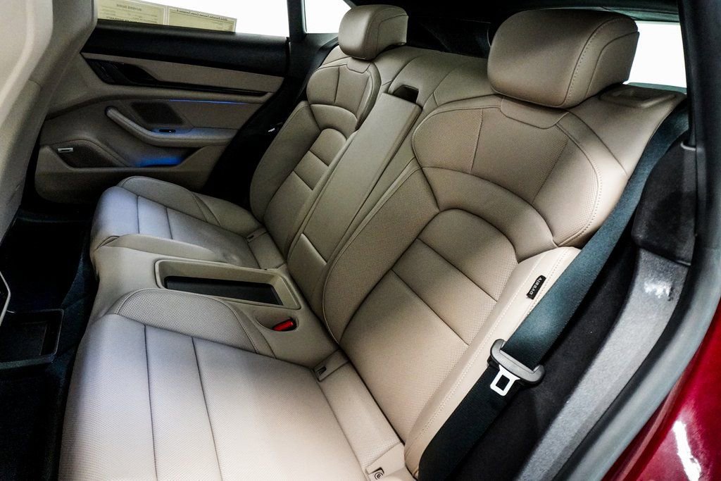 Used 2022 Porsche Taycan 4 Cross Turismo image 21