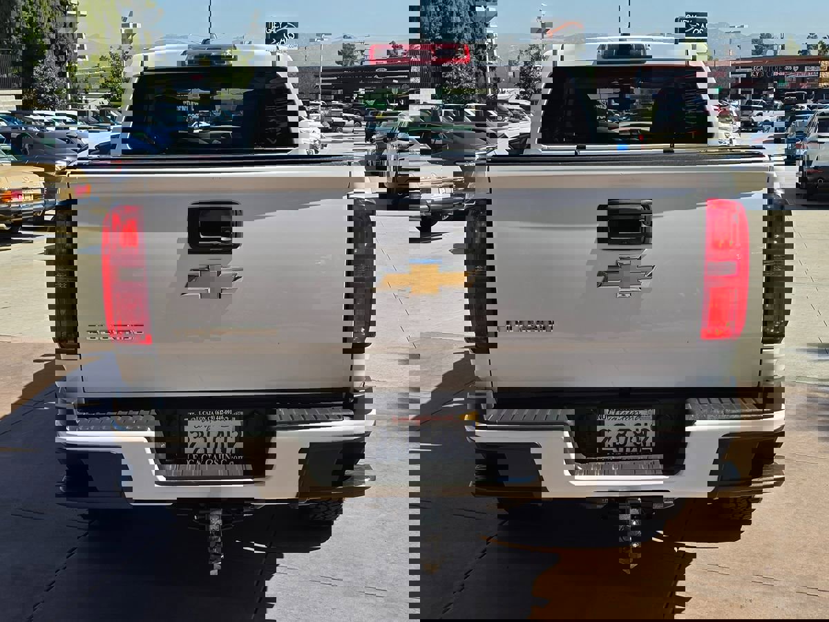 Used 2019 Chevrolet Colorado W/T w/ Custom Special Edition image 11