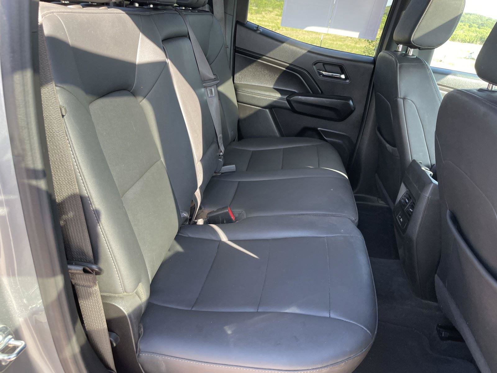 Used 2024 GMC Canyon Elevation w/ Elevation Premium Package RWD image 28
