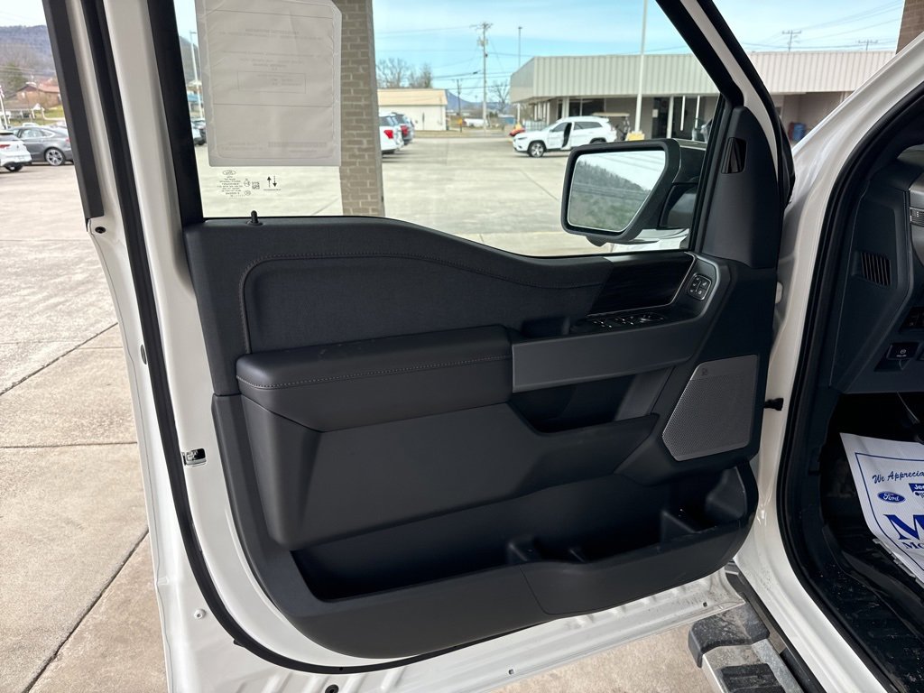 New 2025 Ford F150 Lariat w/ Equipment Group 502A High image 16