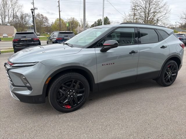 Certified 2024 Chevrolet Blazer LT w/ Redline Edition FWD image 7