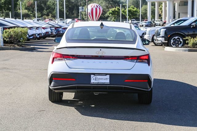 New 2026 Hyundai Elantra Sport FWD image 4