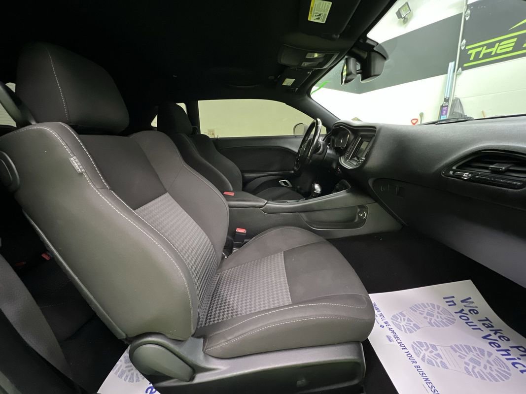 Used 2021 Dodge Challenger R/T RWD image 29