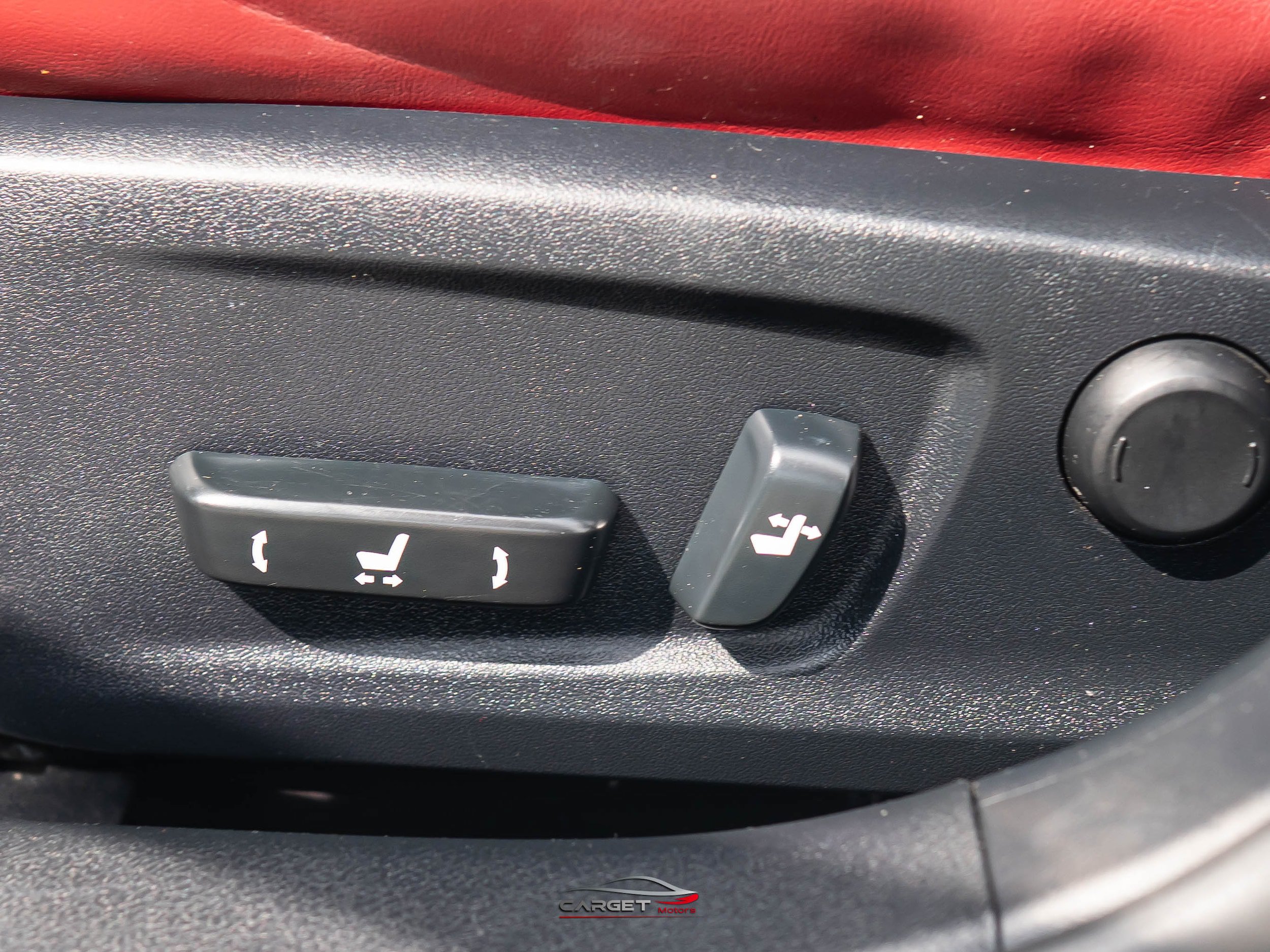 Used 2014 Lexus IS 350 w/ F Sport Package image 38
