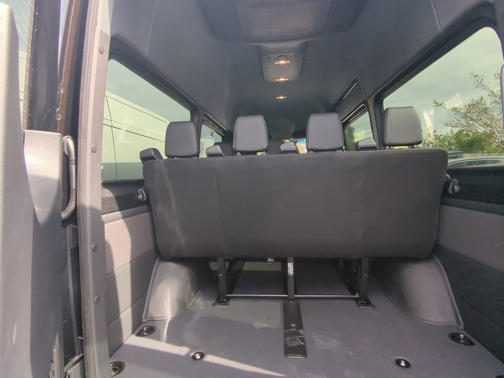 Used 2025 Mercedes-Benz Sprinter 2500 image 21