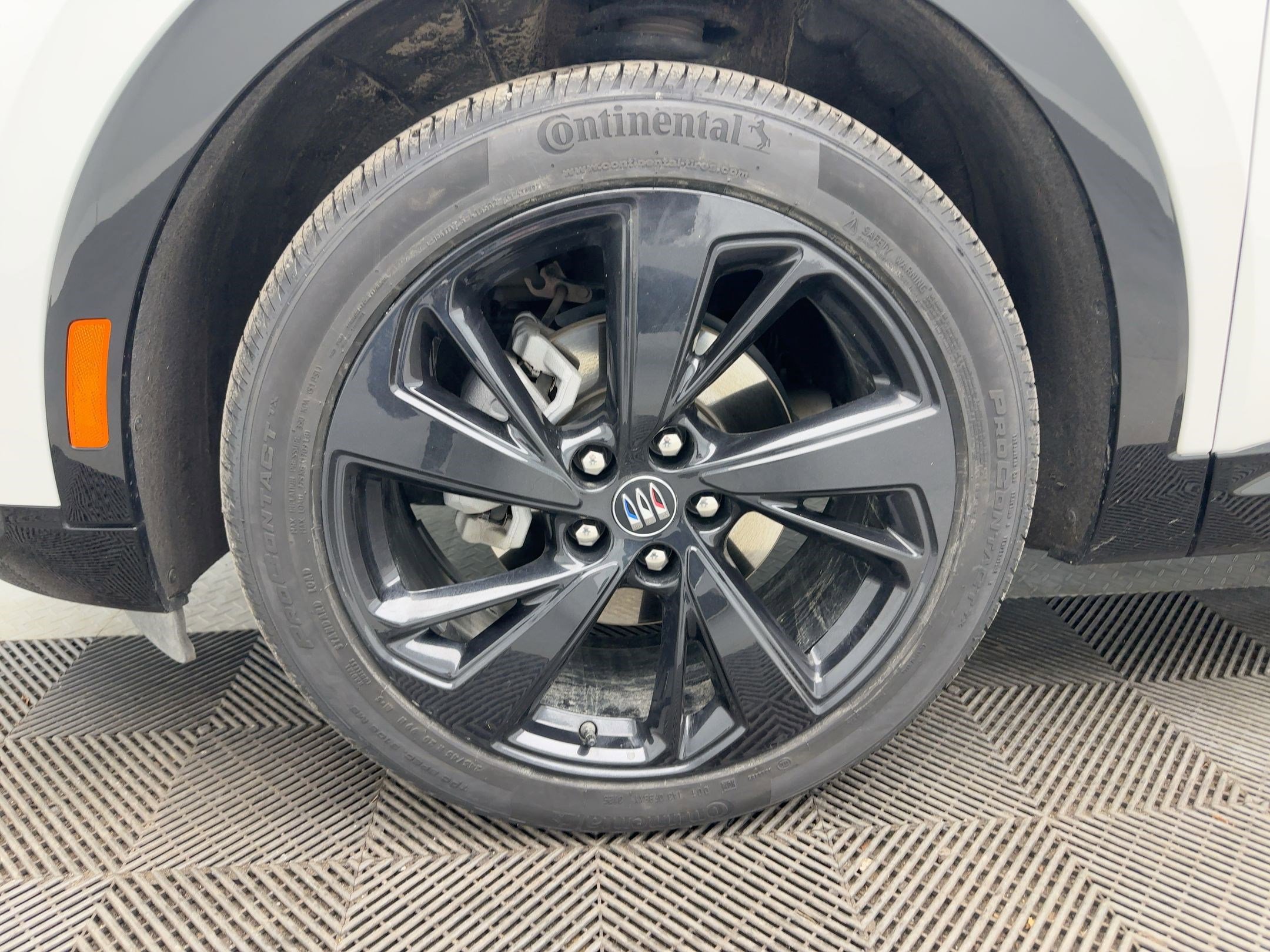 Certified 2025 Buick Envision Sport Touring image 11